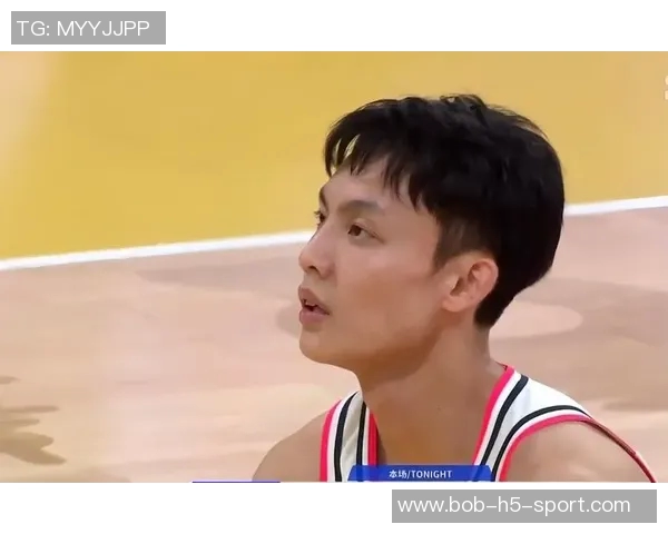 林庭谦半场表现平平10投仅3中拿下7分2篮板2助攻正负值惨淡27